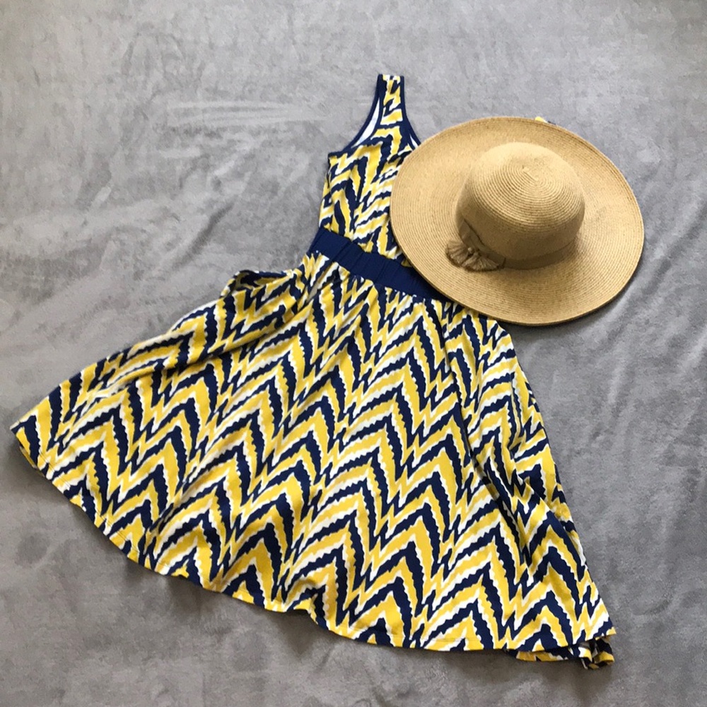 Cute summer dress with pockets!